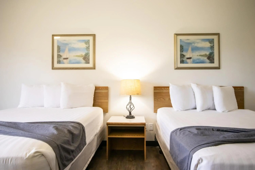 The Tillamook Inn
