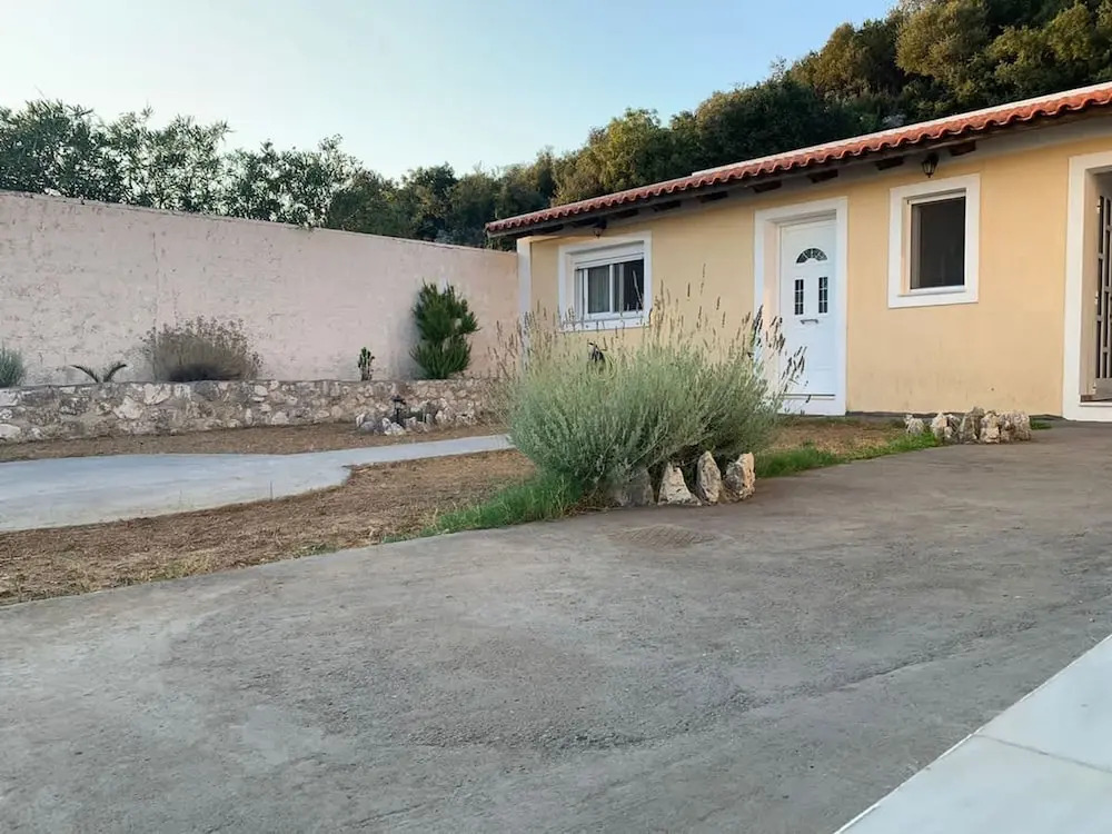 Ionian Balcony Dreamy Haven in Kefalonia w Sea View