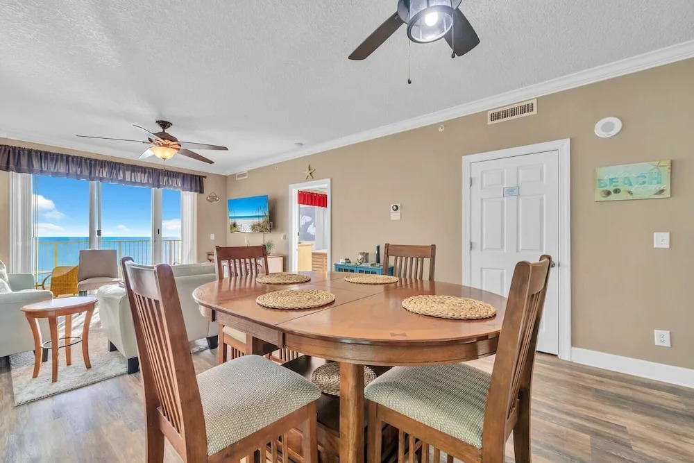 Ocean Reef 1704