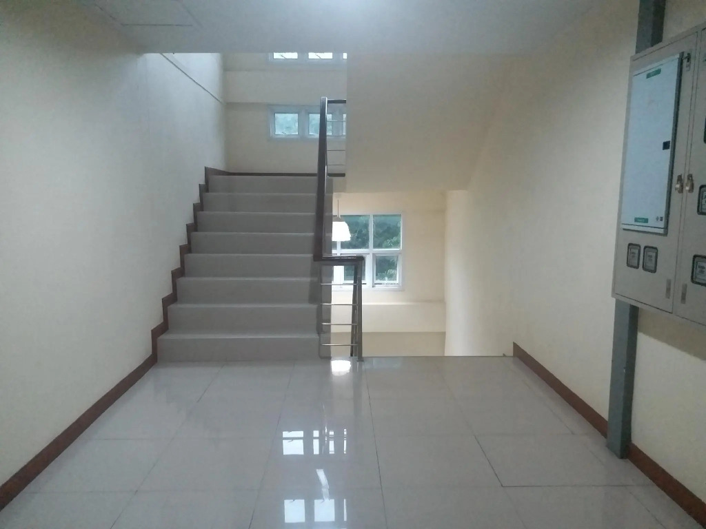 Chawalee Place