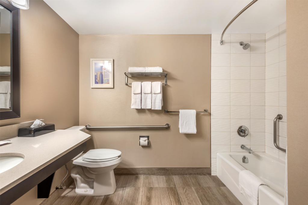 Best Western PLUS Calgary Centre Inn