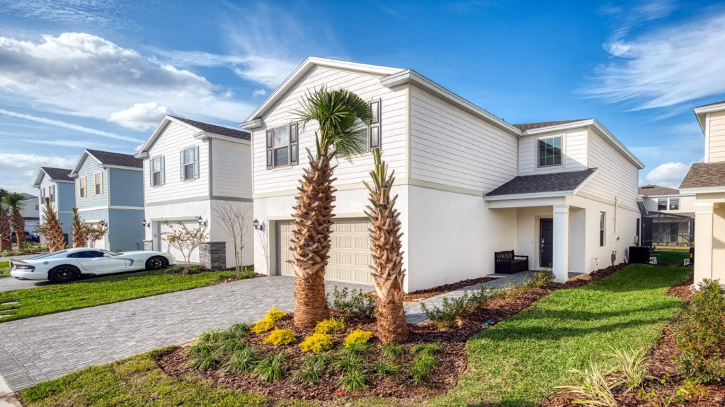 Modern Luxurious 5BR Home With Pool Near Disney Park