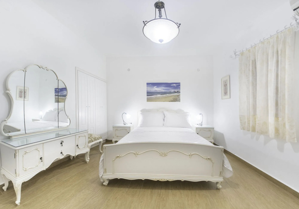 Mykonos Perla Town House