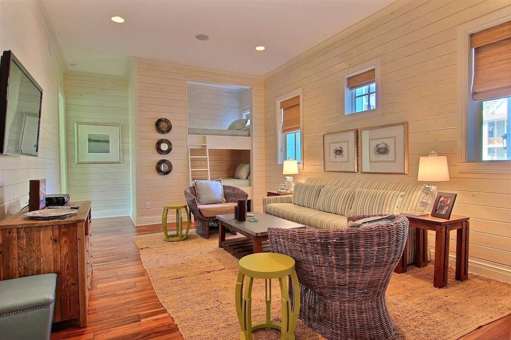 Cinnamon Shore- Sea Glass 202 SE