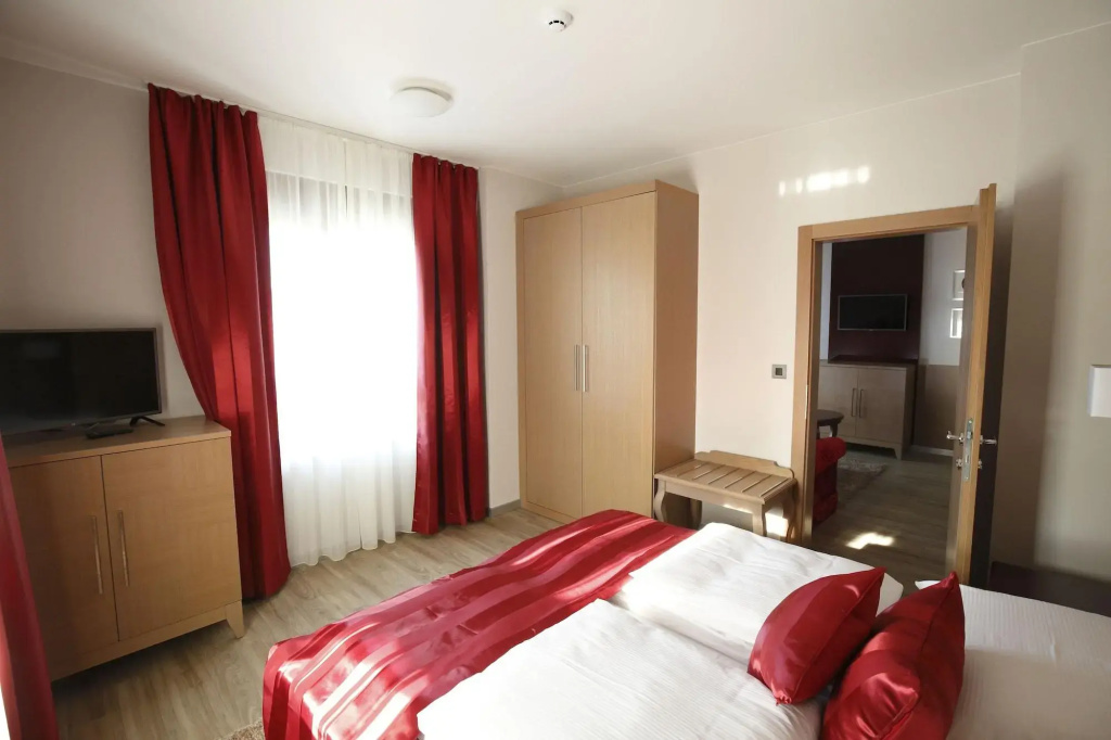Hotel Raca