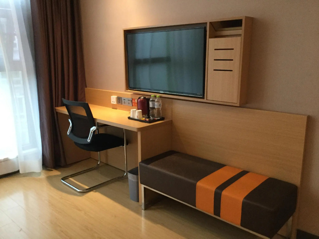 7 Days Premium·Chengdu Jintang Hantan New Town