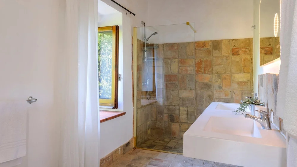 VILLA ARDENTE 12&1, Emma Villas