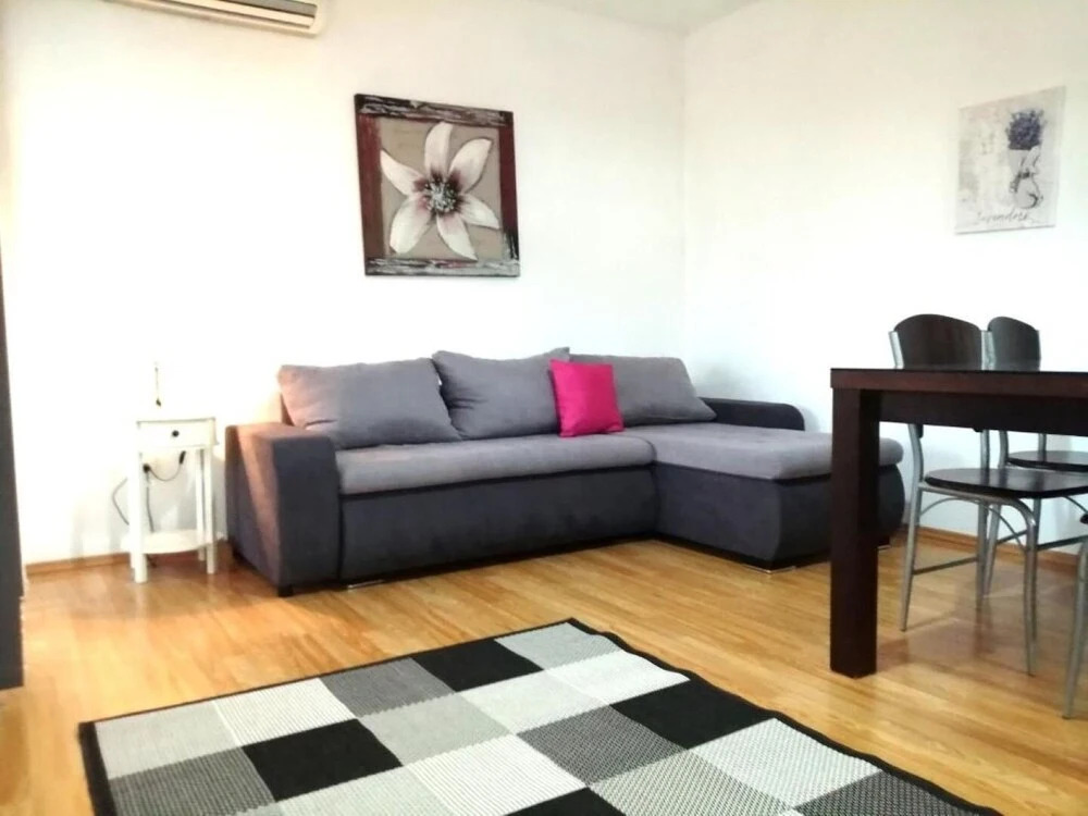 Apartments Dora 2