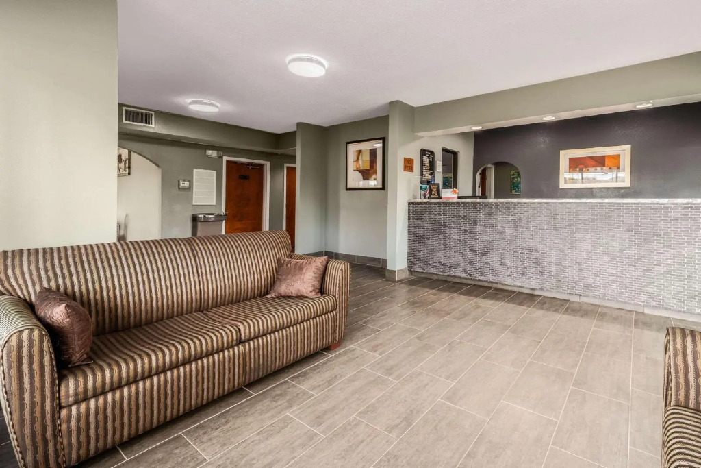 Southern Inn and Suites