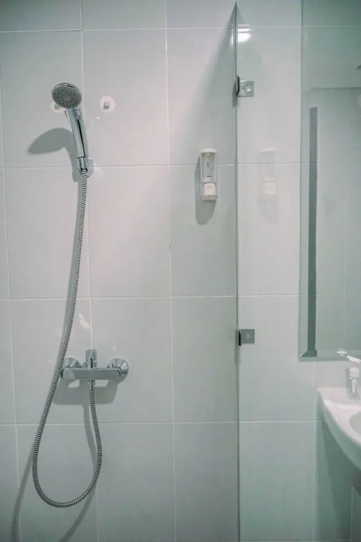 Fully Furnished and Homey 1BR Casa De Parco Apartment