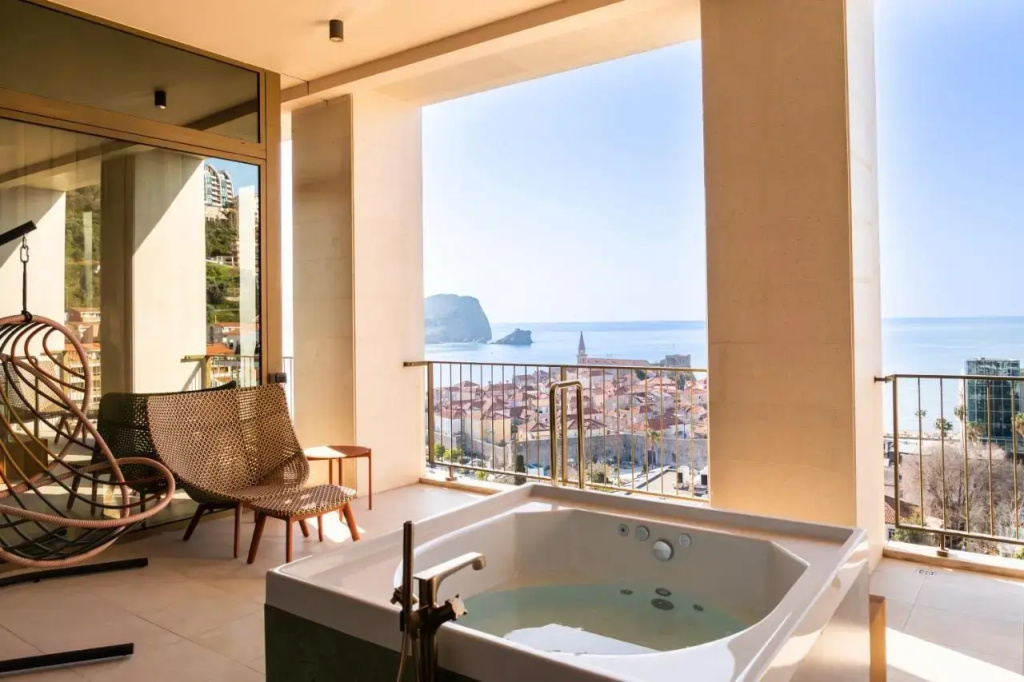 Merit Starlit Hotel & Residences