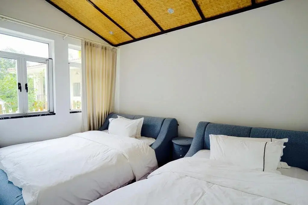 Yiyun Lakeside Hotel
