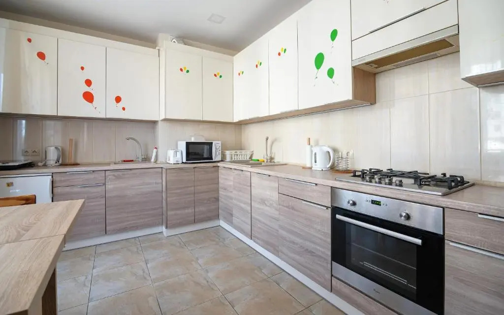 Colored balloons - 3 bedrooms, 3 bathrooms, equipped large apartments