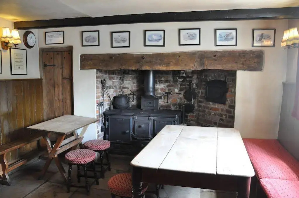 The Horse & Groom Inn