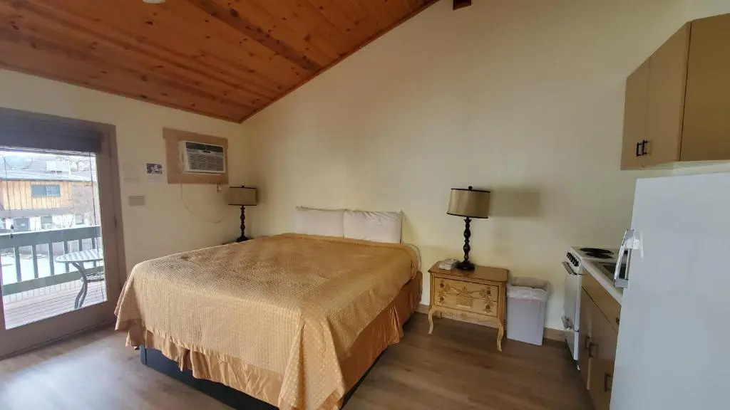Kernville Inn