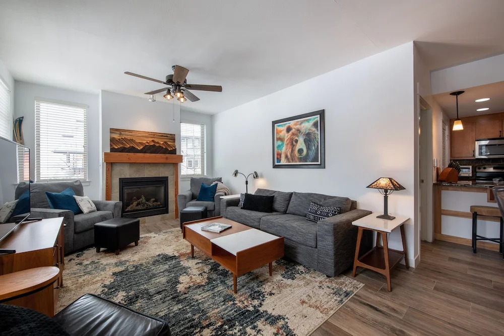 Premium Unit 4575-fraser Crossing/founders Pointe 2 Bedroom Condo