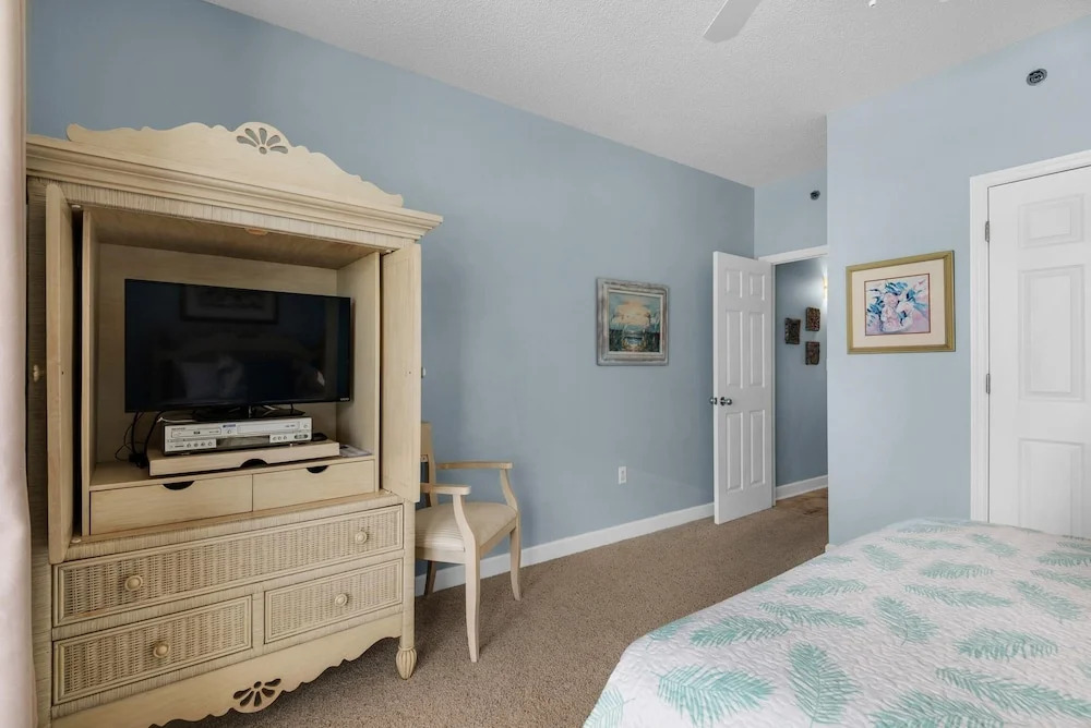 Santa Rosa Towers unit 1202