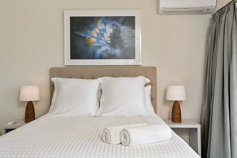 2/56 Lawson Street@Clarkes Beach