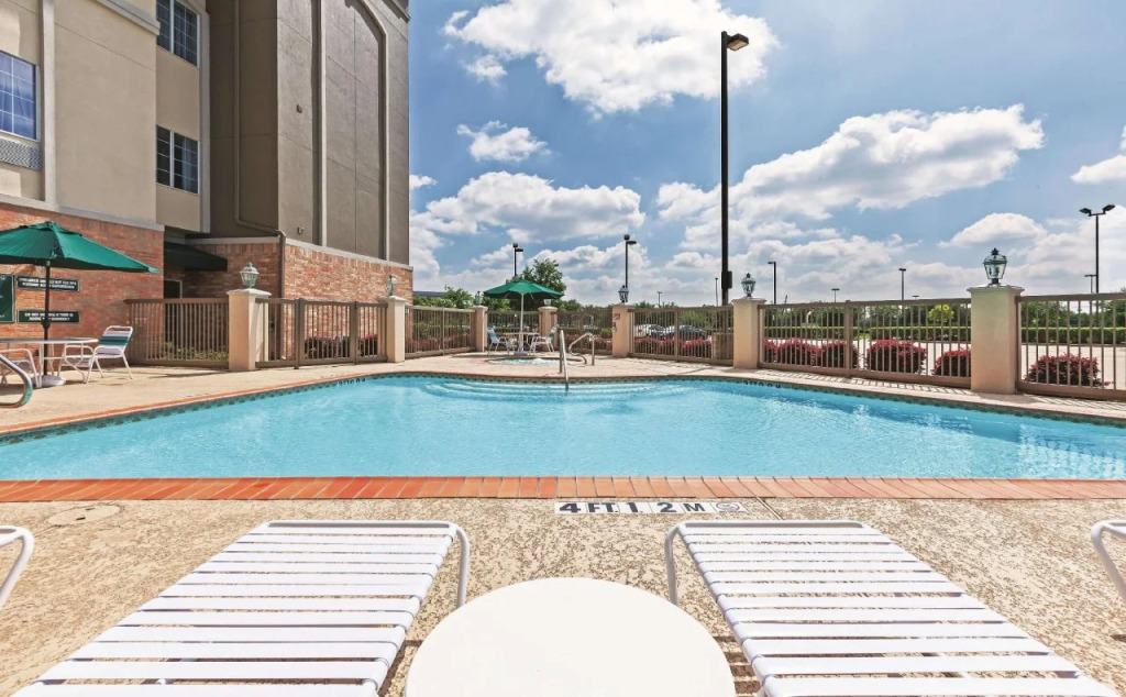 Garner Hotel Houston - Westchase by IHG