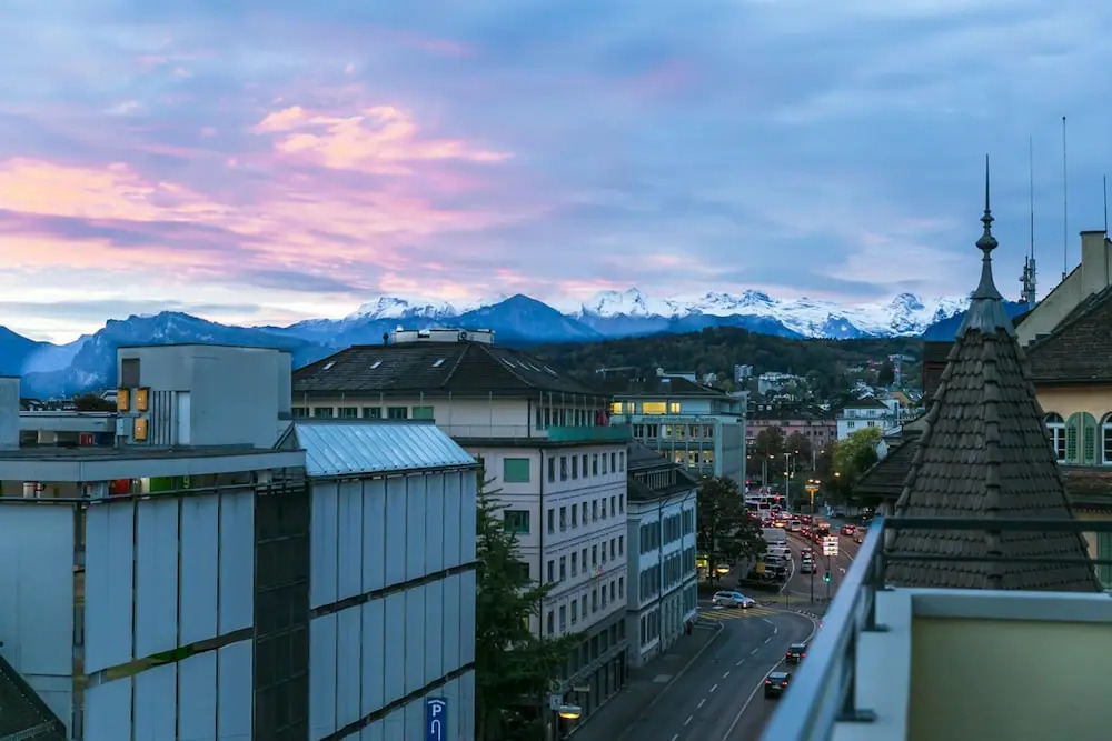 AirHosted - Lucerne City Centre