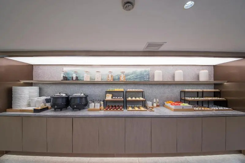 Ji Hotel (Shanghai People's Square, Nanjing Road)
