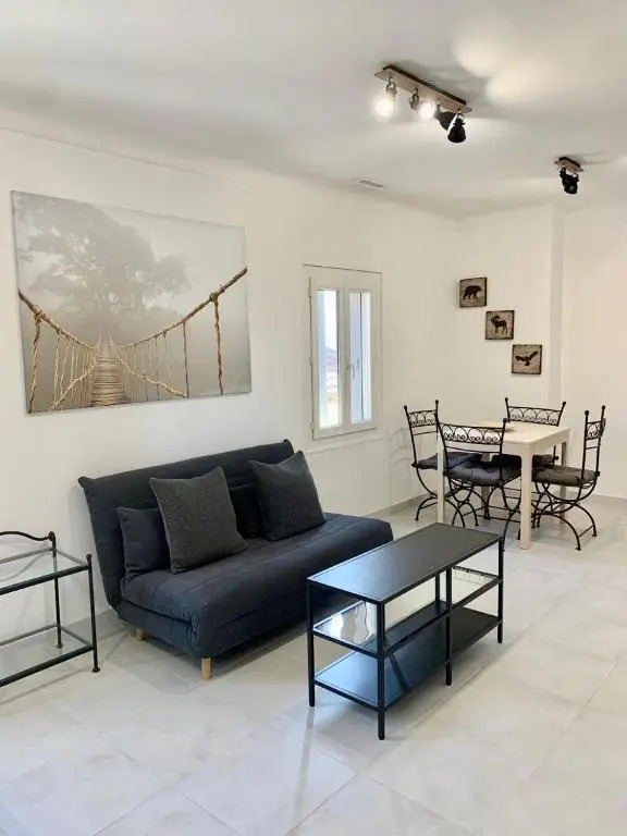 T2 bis COSY rénové en 2019, Avignon centre-ville