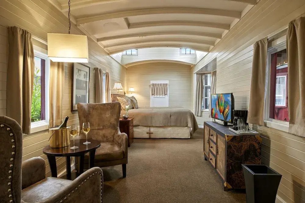 Napa Valley Railway Inn
