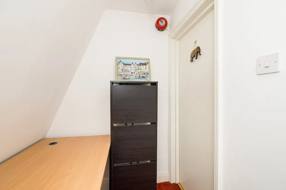 Central Richmond Studio