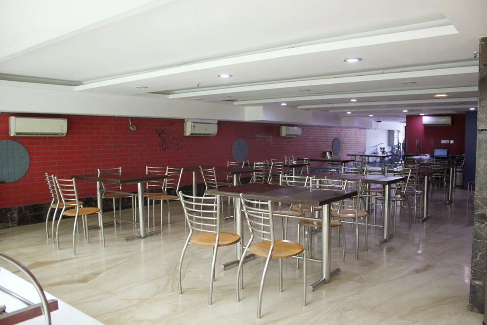 FabHotel Tryfena East of Kailash