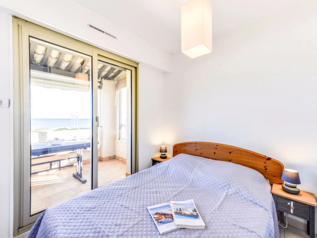 Apartment Les Arbousiers-2 by Interhome