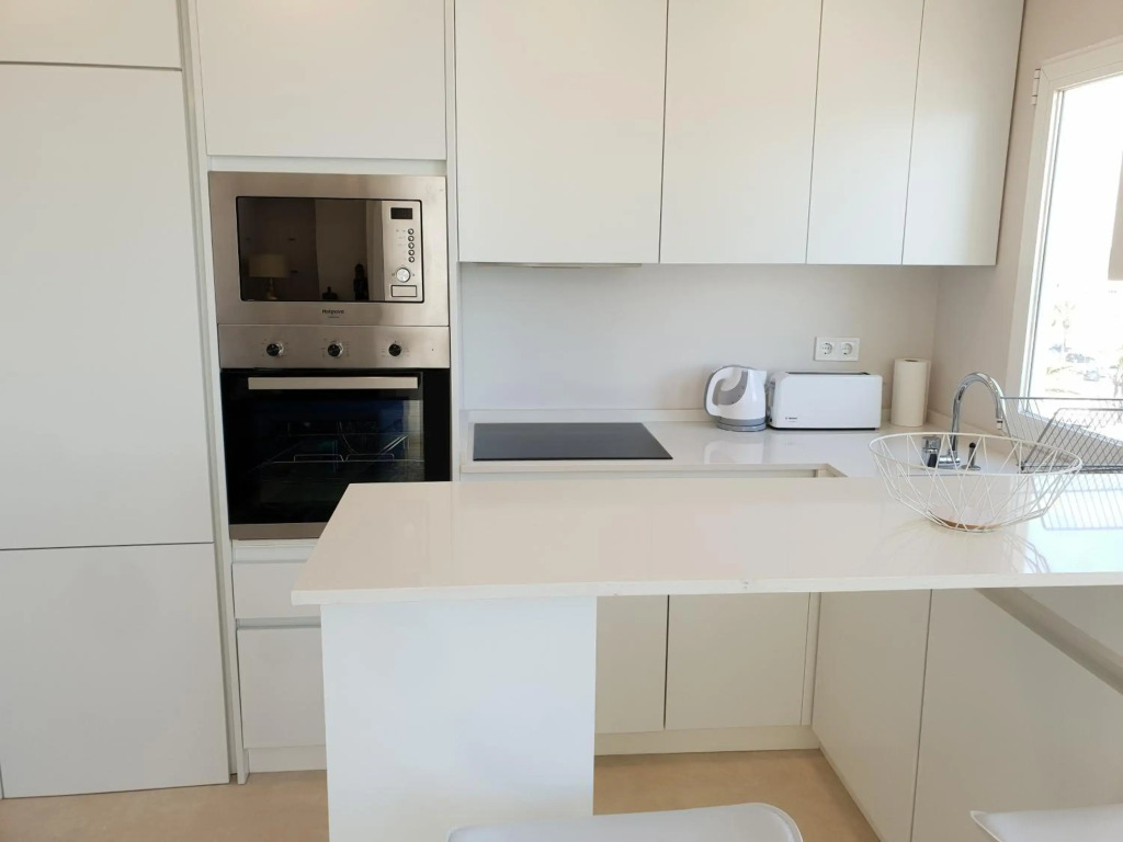 Fantastic Apartment In Front Of The Sea & Marina