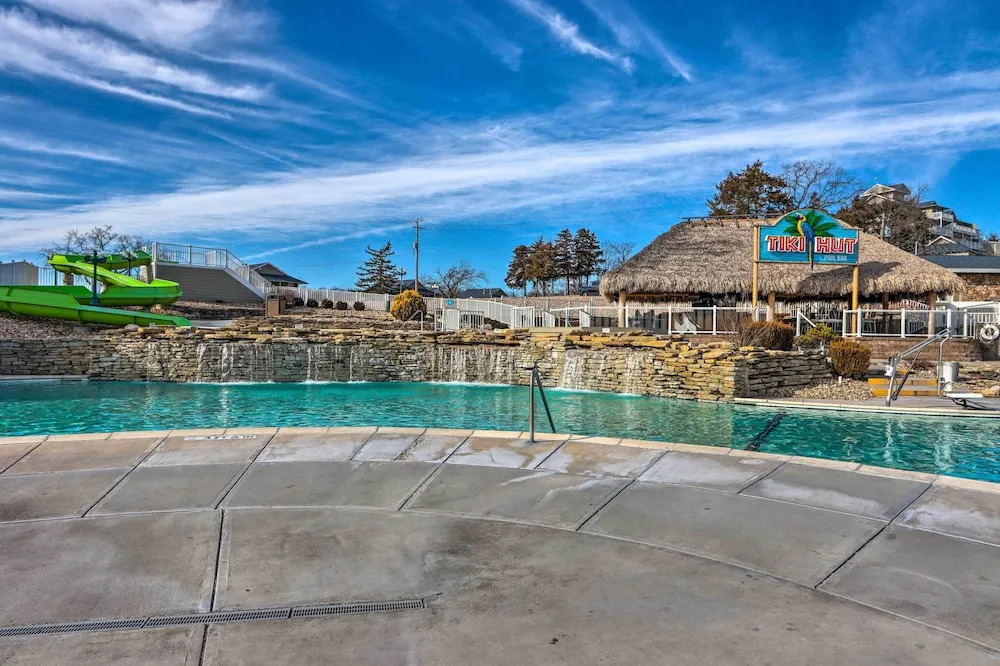 Margaritaville Osage Beach Home w/ Lake Views