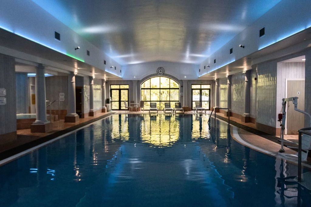 Crabwall Manor Hotel & Spa