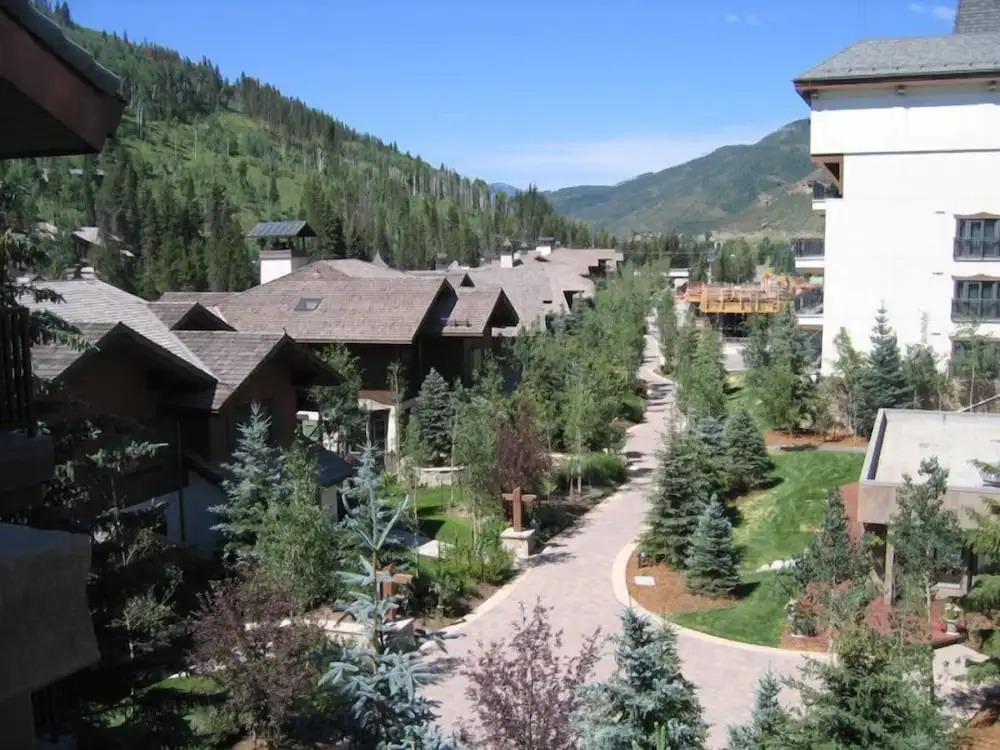 3 Bedroom In Lionshead Village At The Antlers