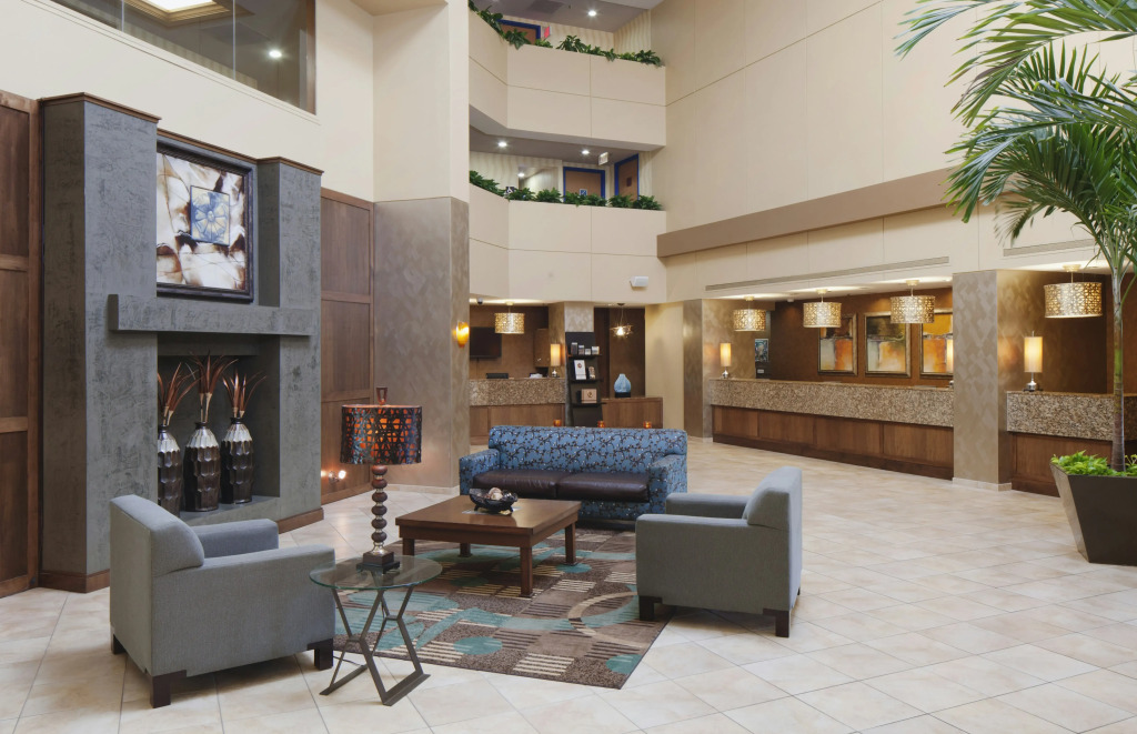 DoubleTree Suites by Hilton Orlando at Disney Springs