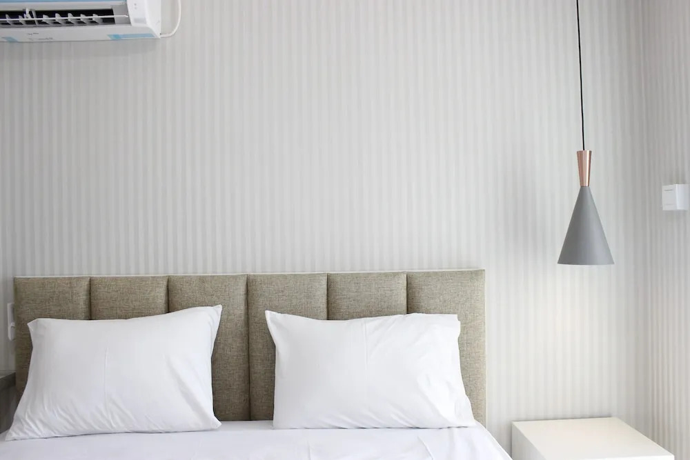 Gorgeous Studio at Mekarwangi Square Apartment with Mountain View