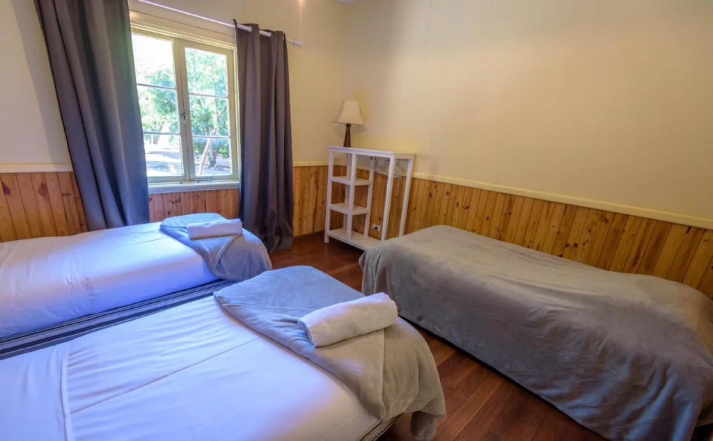 Lewana Cottages