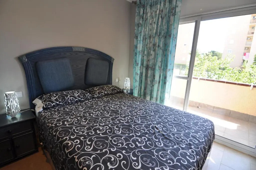RNET - Port Estrella - 18 Roses Costa Brava