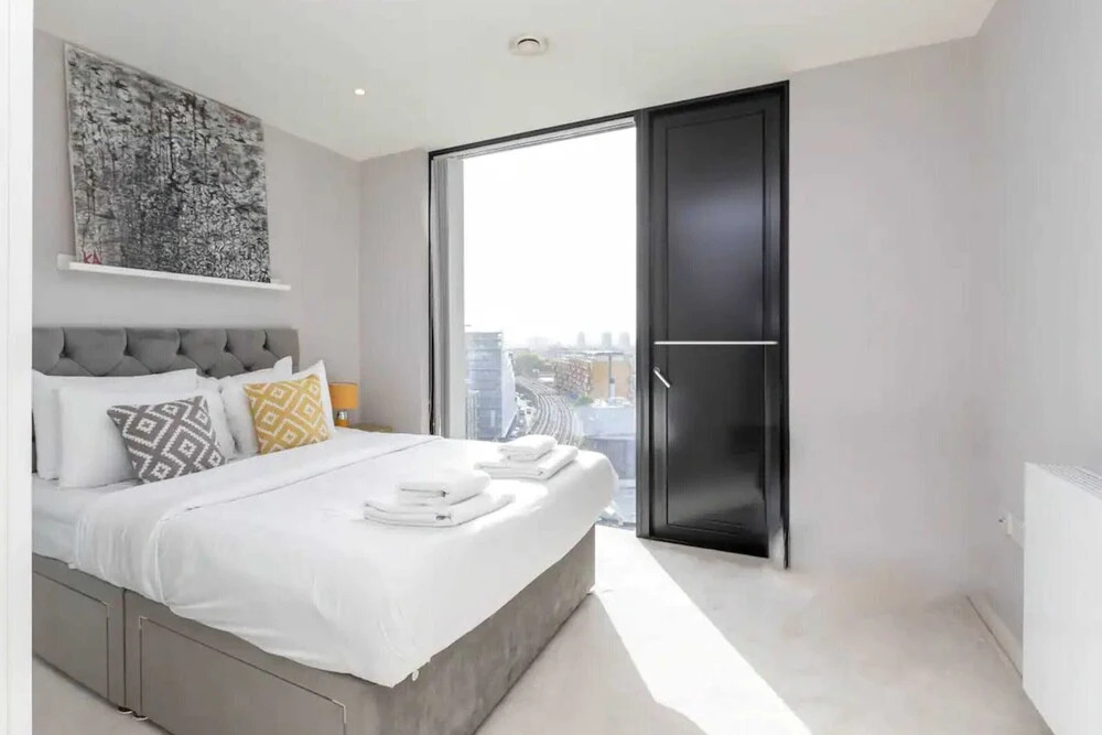 Bright 1 Bedroom Apartment in Elephant and Castle