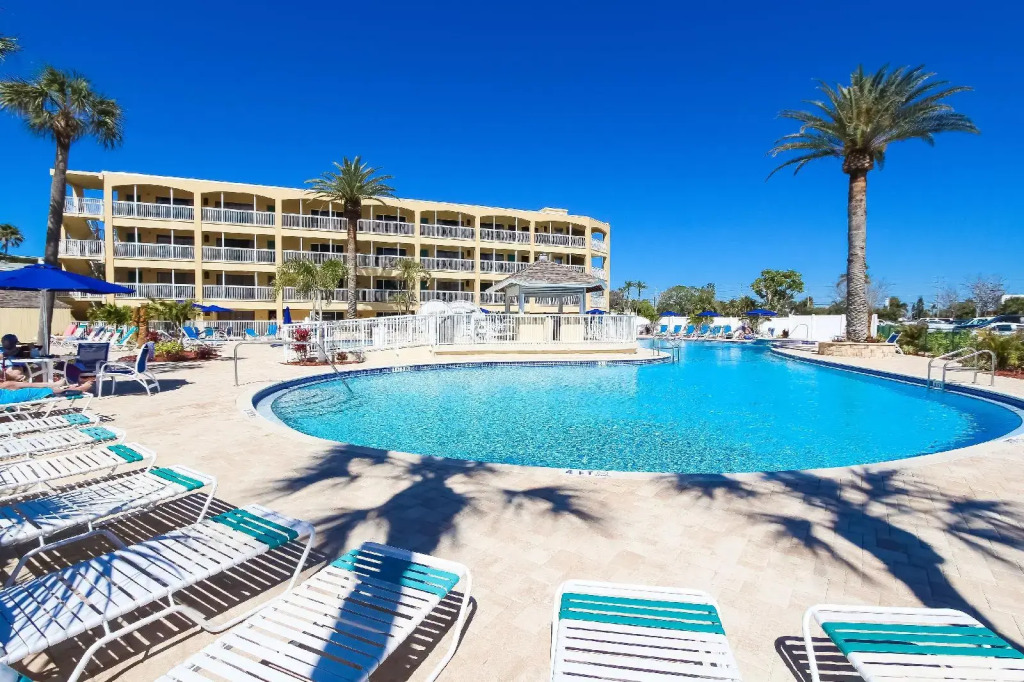 Coral Reef Resort