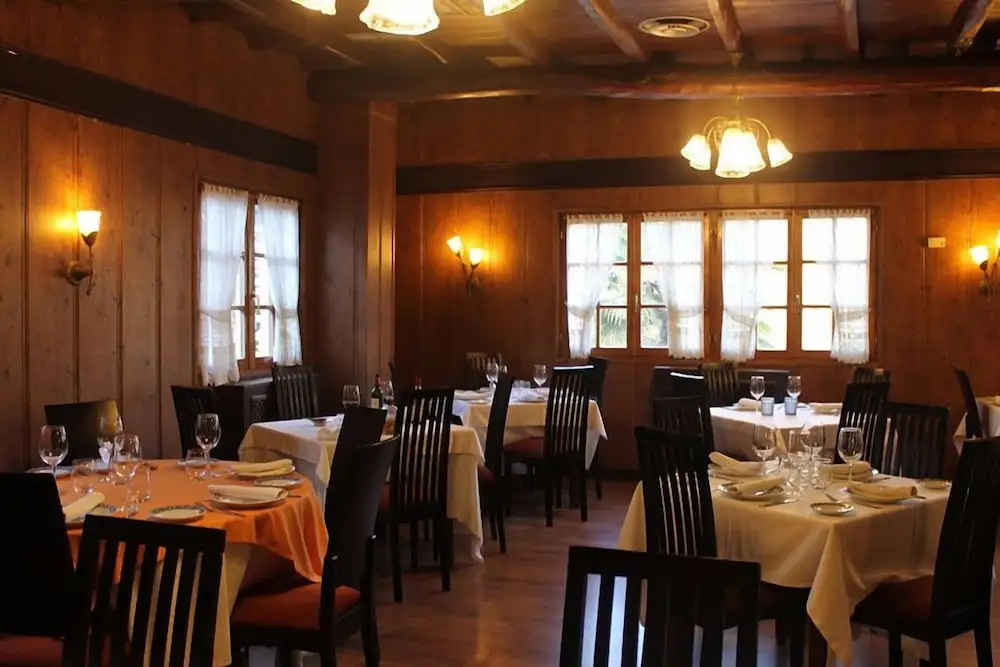 Hotel Molina Real