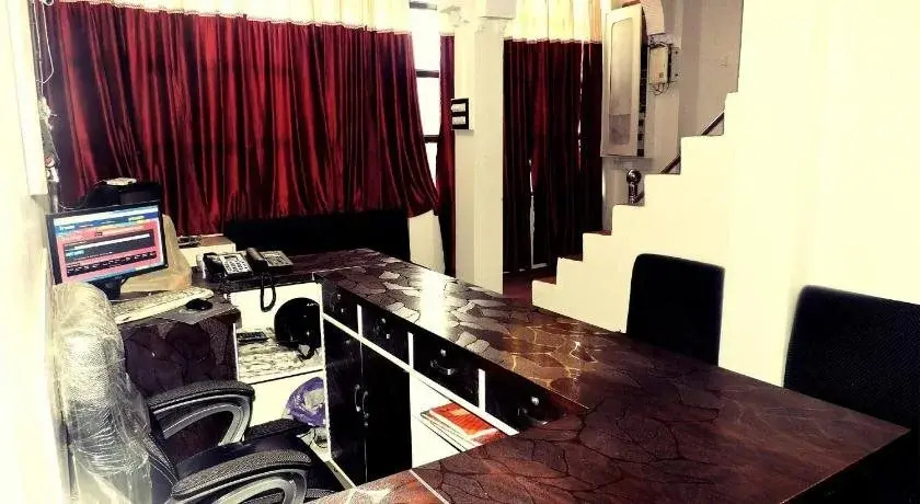 Hotel Gokul