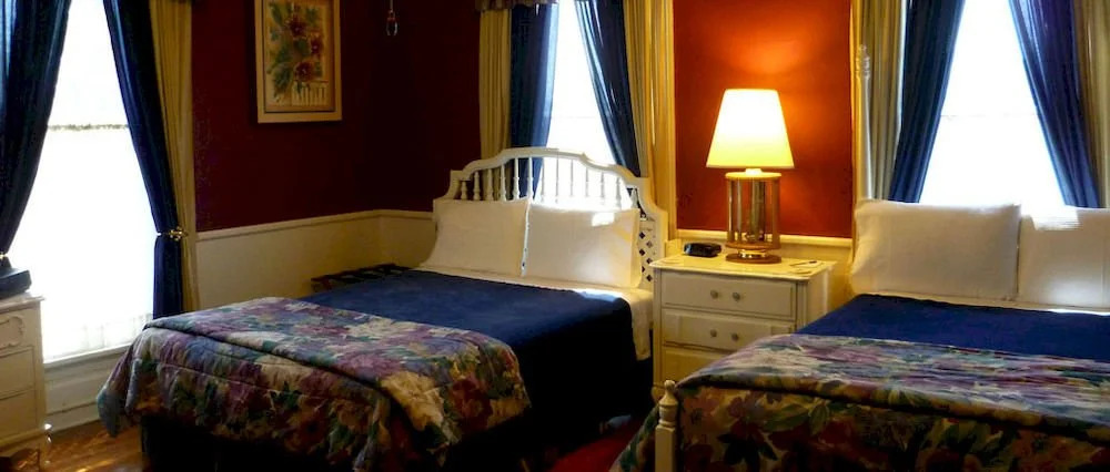 Americus Garden Inn Bed and Breakfast
