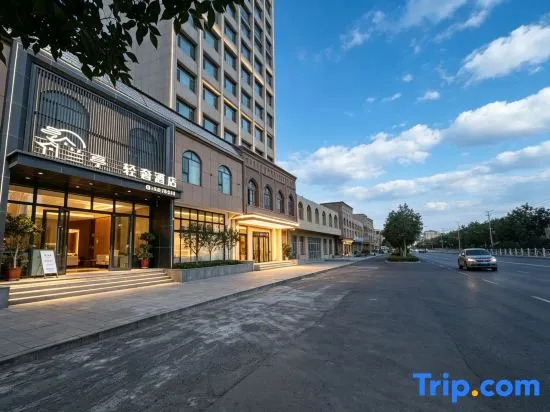 Lanting Light Luxury Hotel