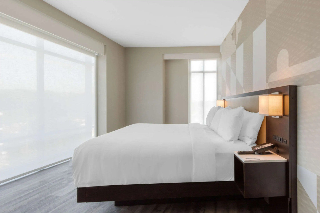 Cambria Hotel College Park