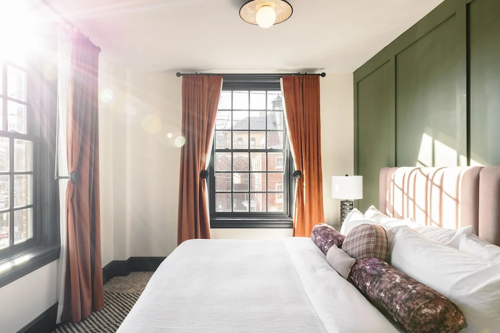 Hotel Thaxter