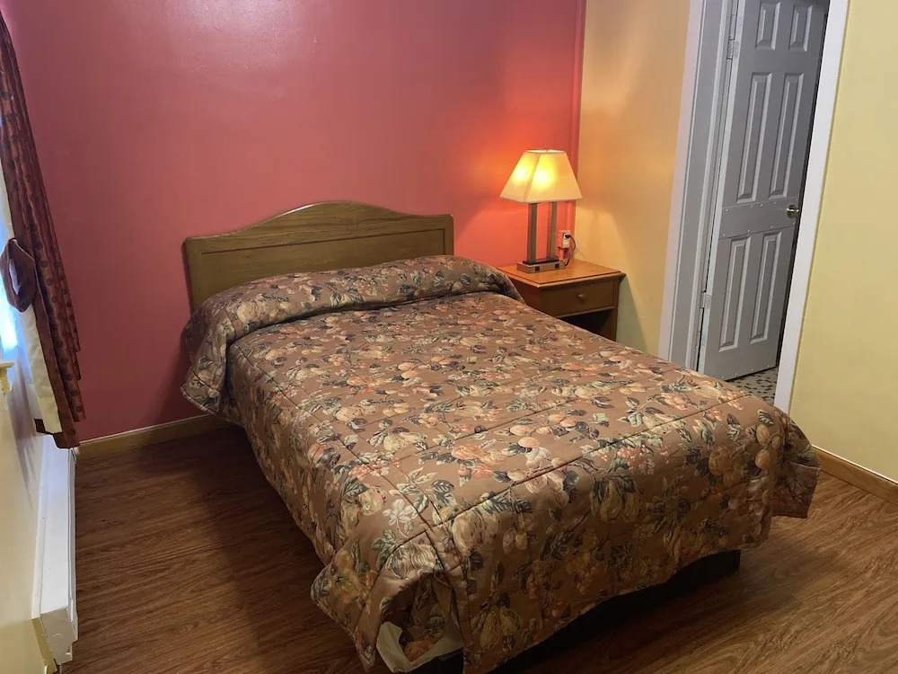 Front Royal Motel