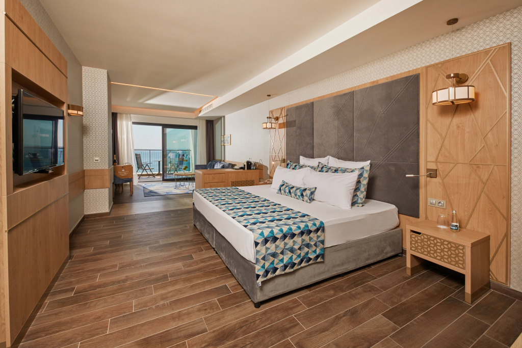 Secrets Sunny Beach Resort and Spa