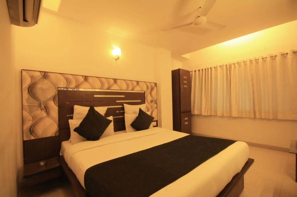 hotel kadamb inn