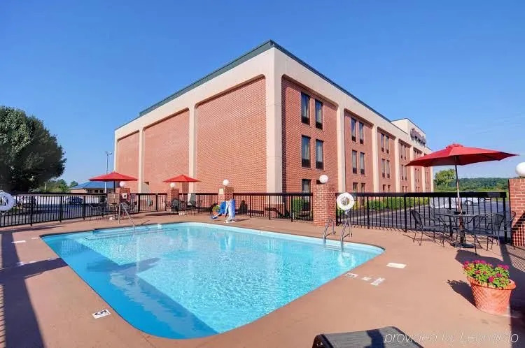 Homestead Inn East